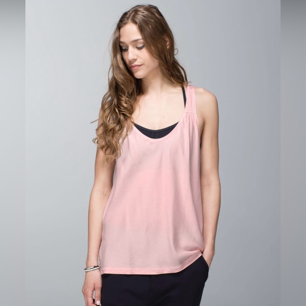 Lululemon Athletica Peace of Mind Tank Top with Keyhole Back in Pink size 6